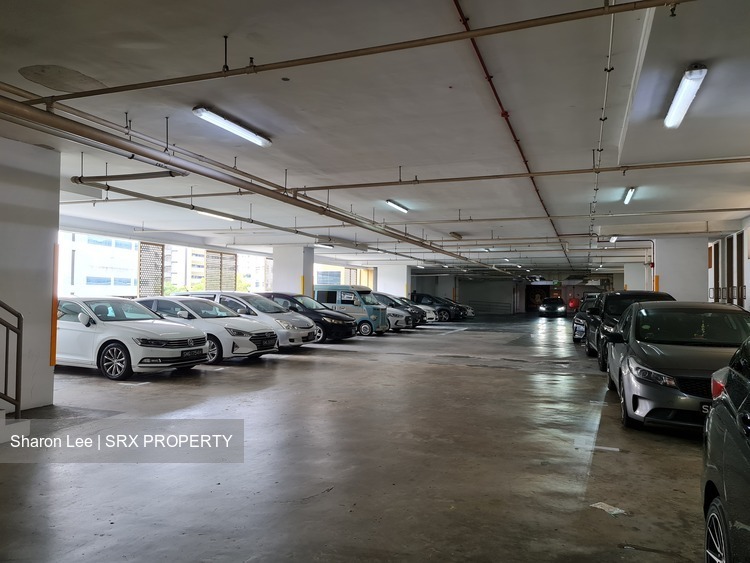 The Commerze@irving (D13), Retail #442015591
